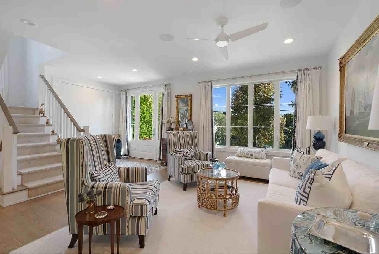 63 Middle Pond Rd - Photo 6 of 30