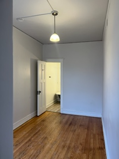 4944 S Michigan Ave #3 - Photo 7 of 17