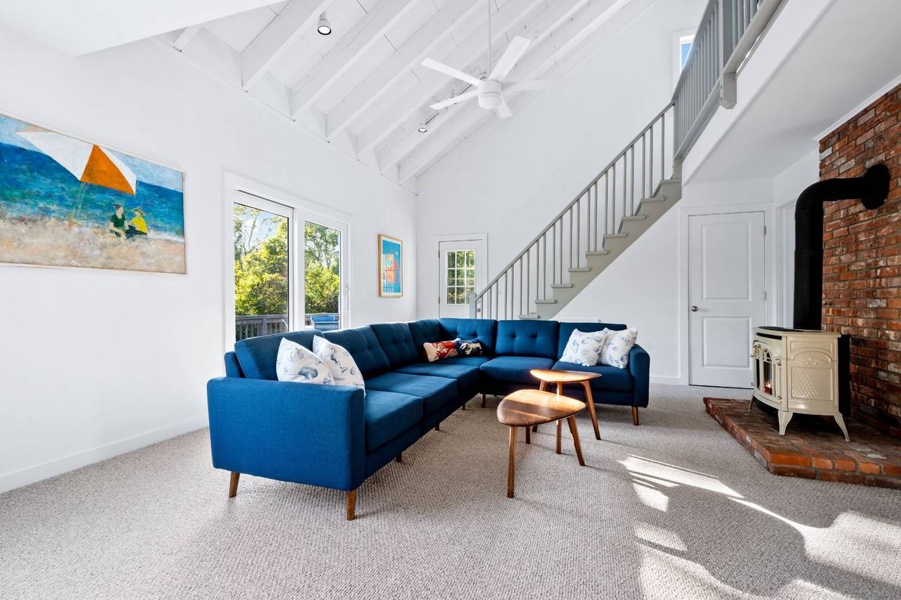 15 Pine Way - Photo 4 of 17