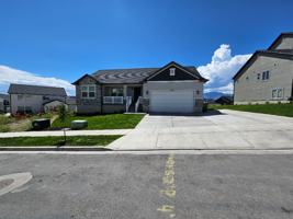 featured image of 439 N Hill View Dr