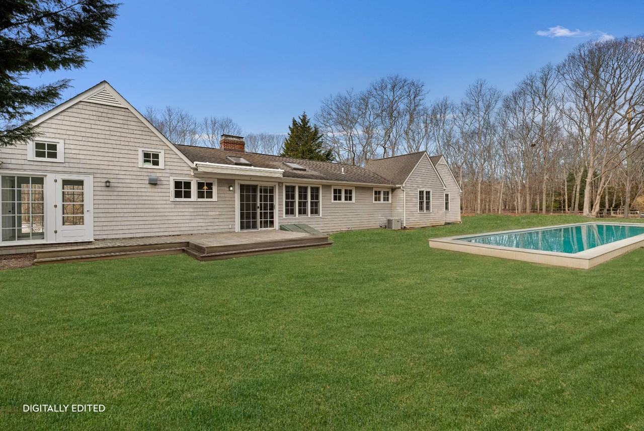 30 Sagg Rd