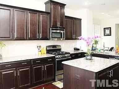 5319 Cambridgeshire Loop - Photo 5 of 30