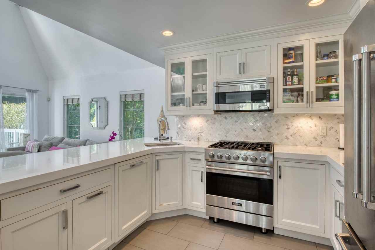 691 Sagg Rd - Photo 6 of 24