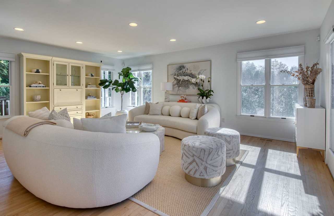 59 N Captains Neck Ln - Photo 4 of 25