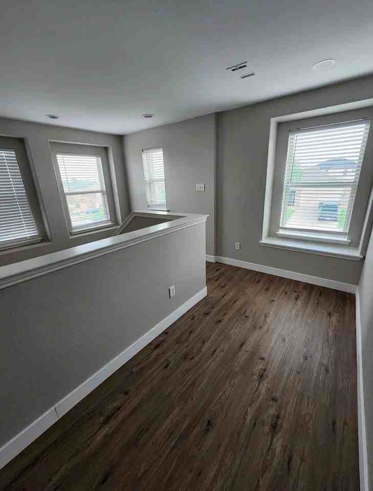 5420 Shady Springs Trl - Photo 7 of 9