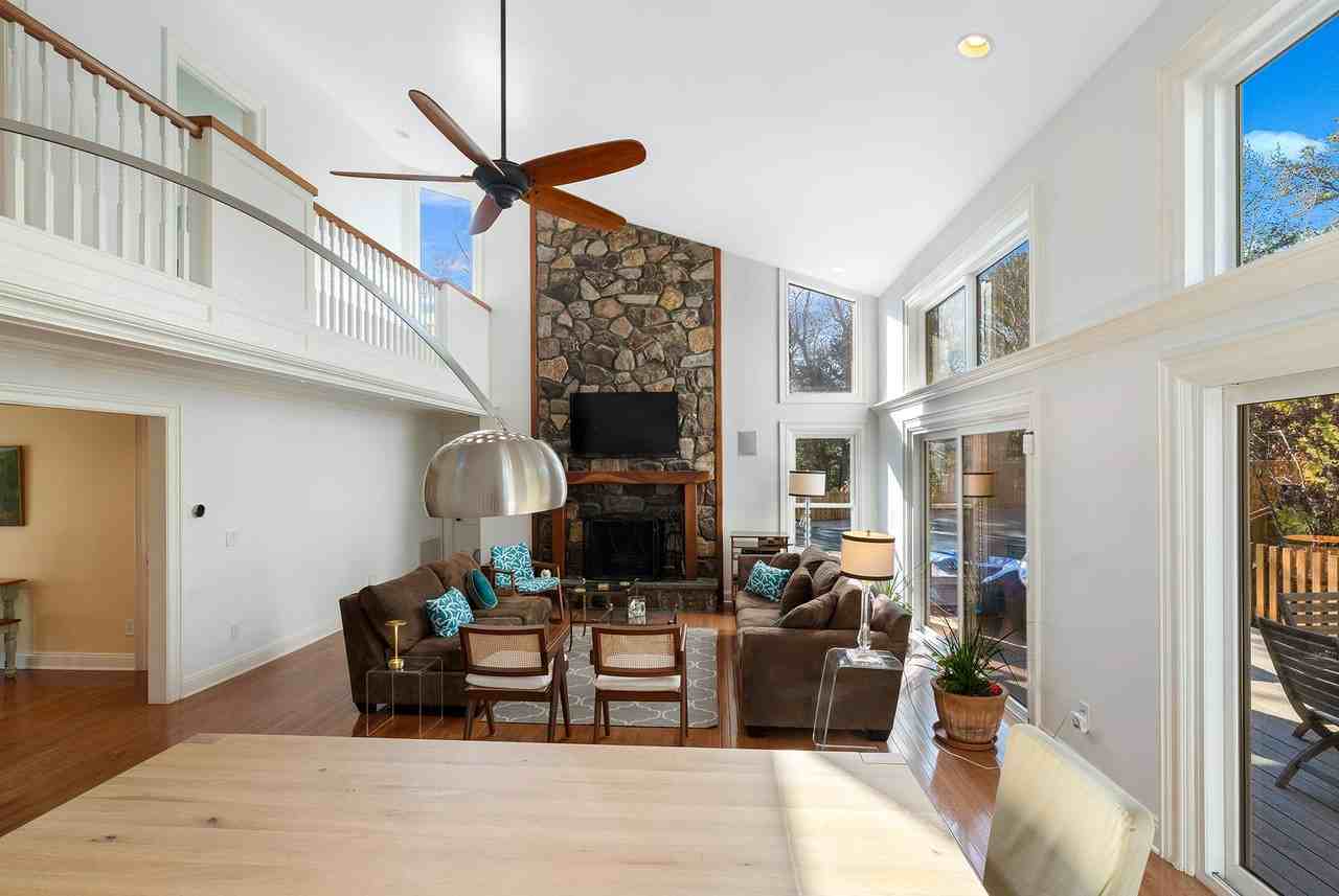 13 Diane Dr - Photo 4 of 15