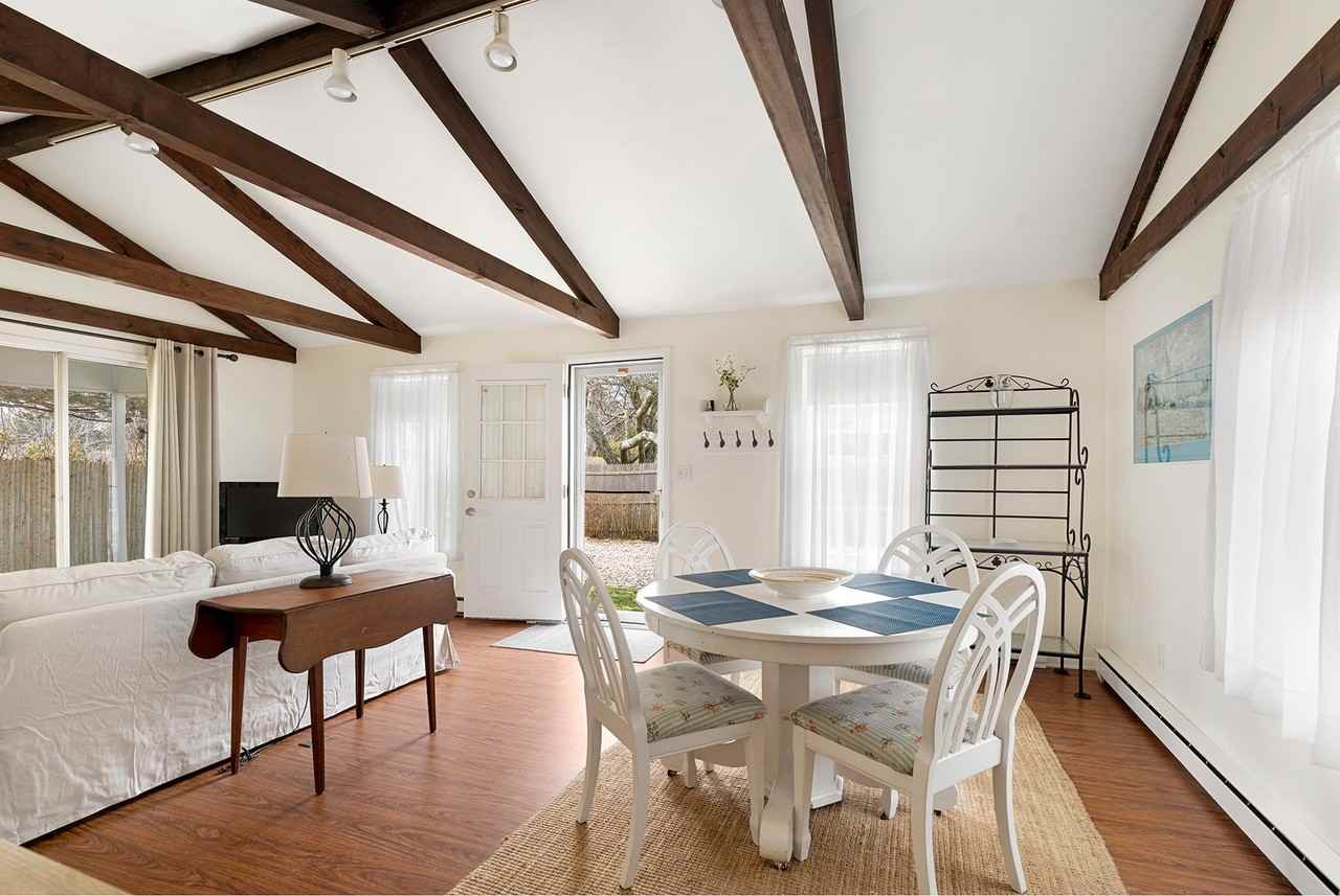 34A Sag Harbor Tpke - Photo 5 of 13