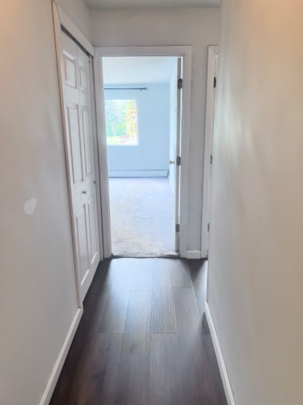 8 Lancelot Ct #13 - Photo 5 of 15