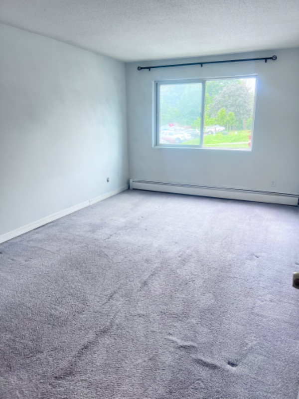 8 Lancelot Ct #13 - Photo 6 of 15