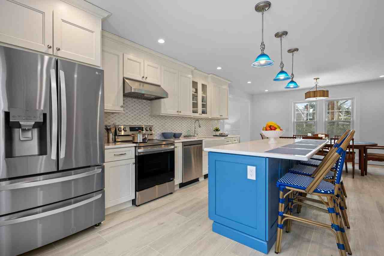 74 Montauk Hwy - Photo 7 of 16