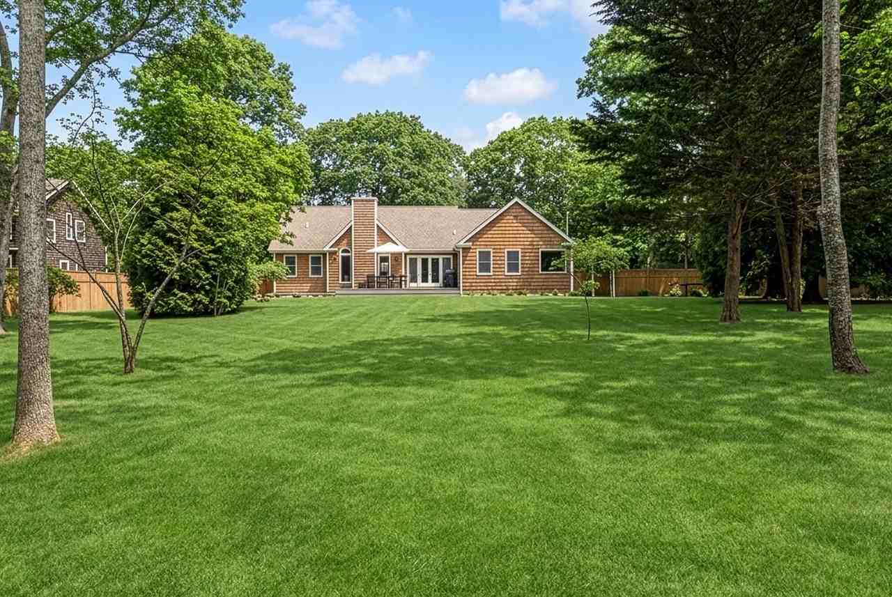 46 Royal St - Photo 2 of 16