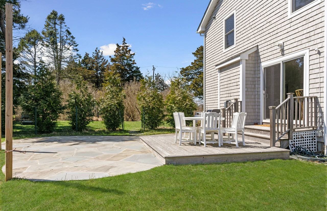 355 Midway Rd - Photo 3 of 25