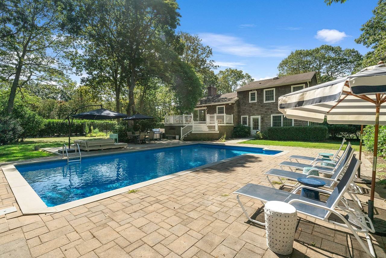 44 Midhampton Ave - Photo 3 of 24