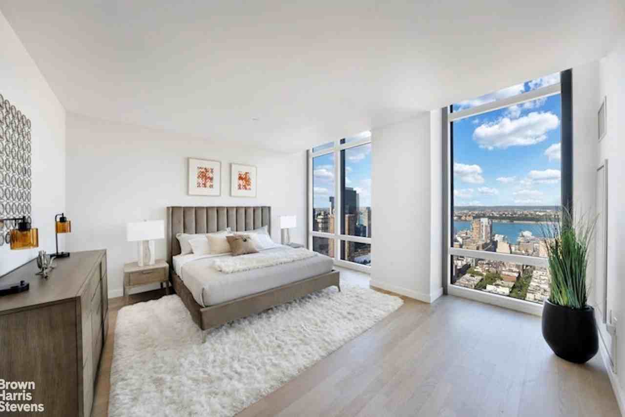 247 W 46th St #4201 - Photo 7 of 9