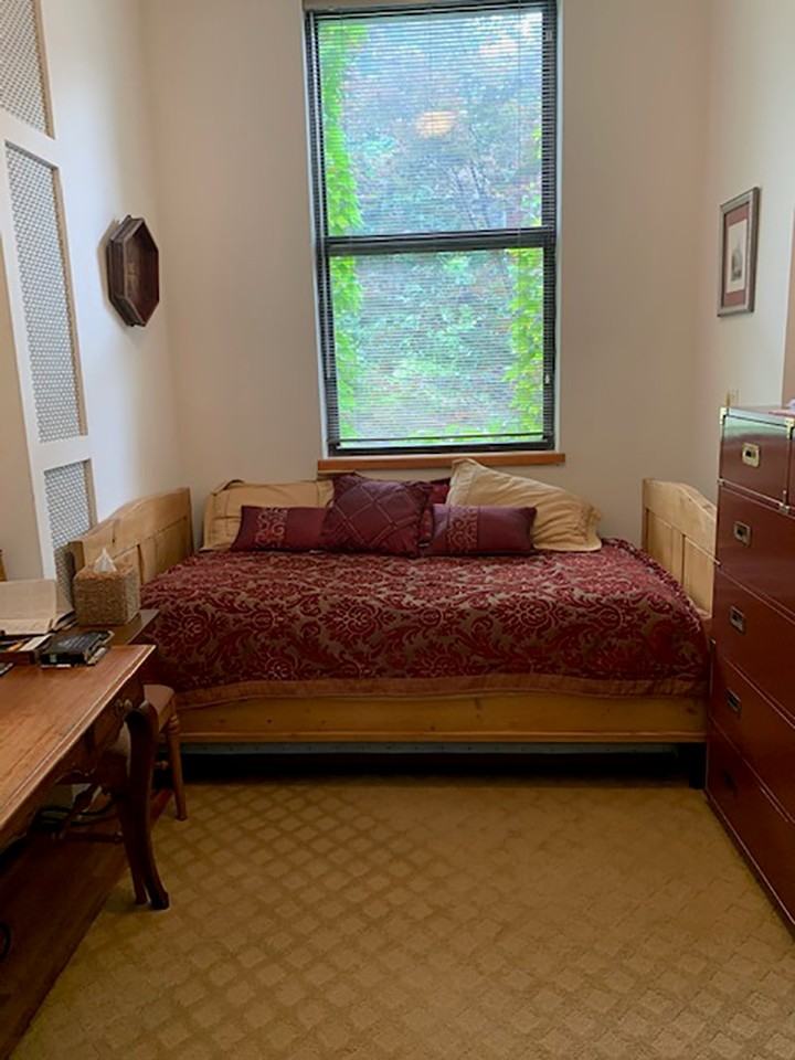 139 W 81st St #1 - Photo 4 of 8