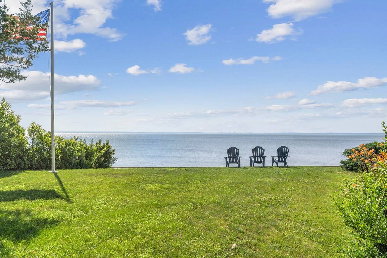 6340 Peconic Bay Blvd