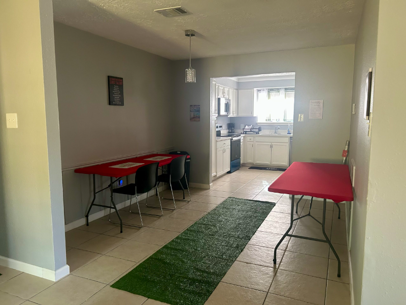 6627 Villarreal Dr - Photo 3 of 7