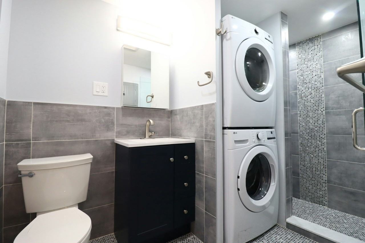 352 W 39th St #3 - Photo 6 of 18