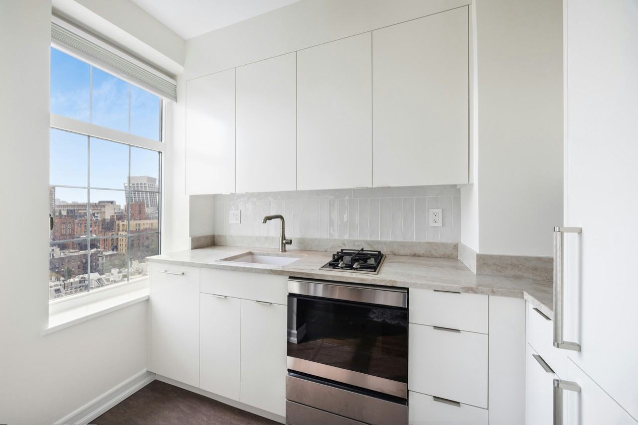 405 W 23rd St #15F - Photo 4 of 25