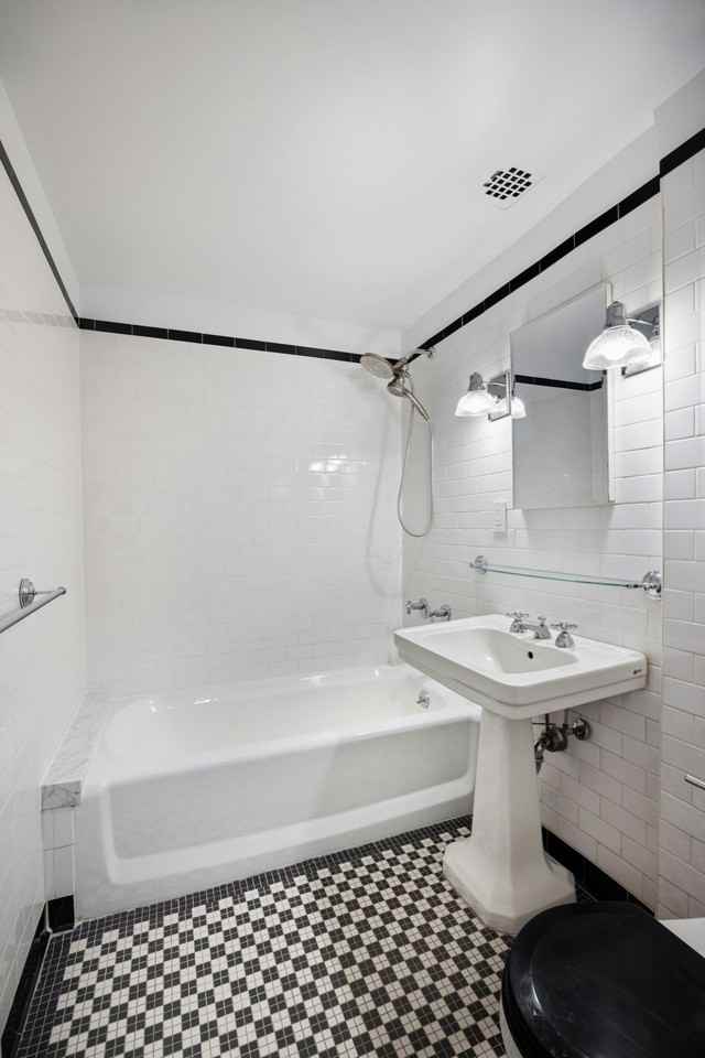 405 W 23rd St #15F - Photo 7 of 25