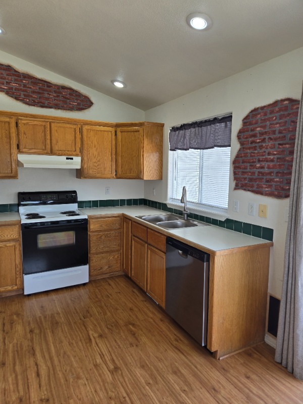 8120 E Brandts Creek Way - Photo 5 of 20