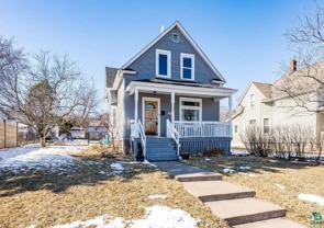 711 E 8th St - Photo 1 of 1