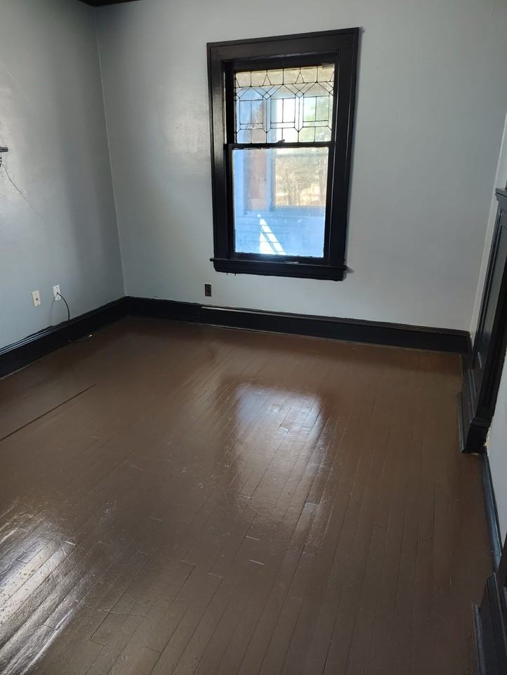 11922 Griffing Ave #2 - Photo 4 of 5