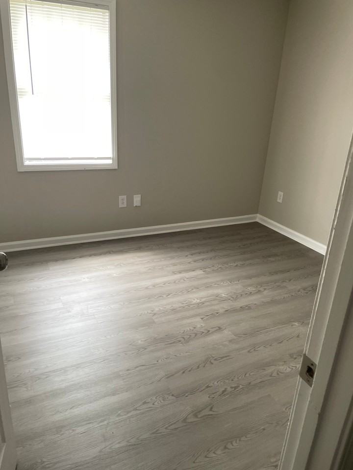 208 Ne 2nd St #D - Photo 7 of 7