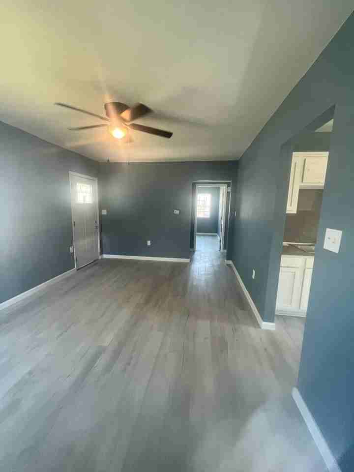 4513 13th Ave N - Photo 5 of 19