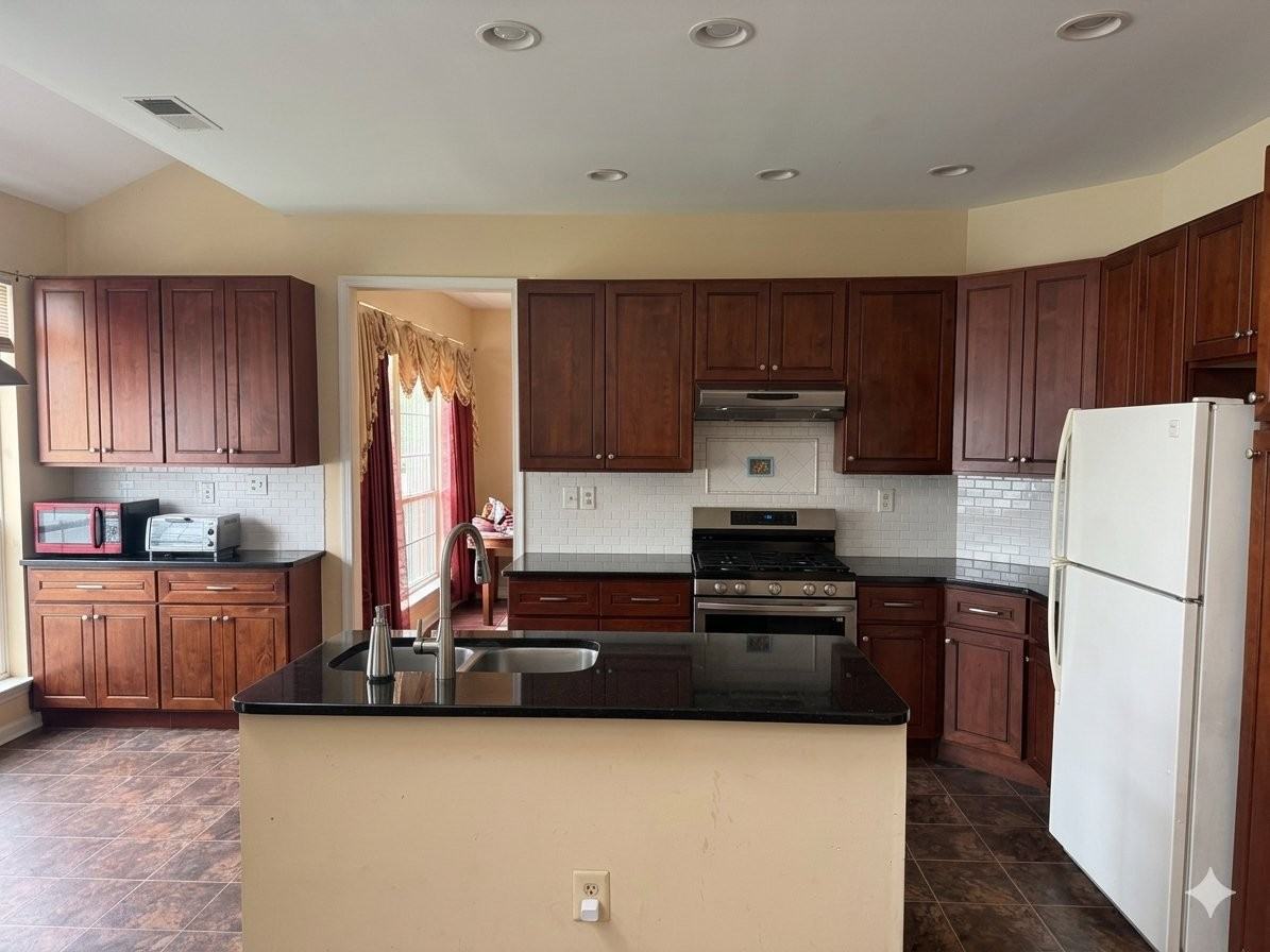 39 Cartier Dr - Photo 3 of 10
