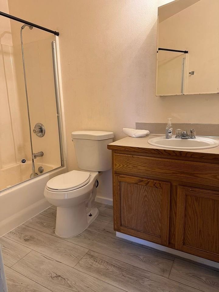 6244 S Fife St - Photo 2 of 7