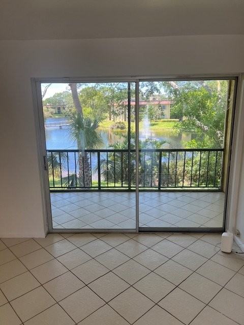 866 Sw 9th Street Cir #205