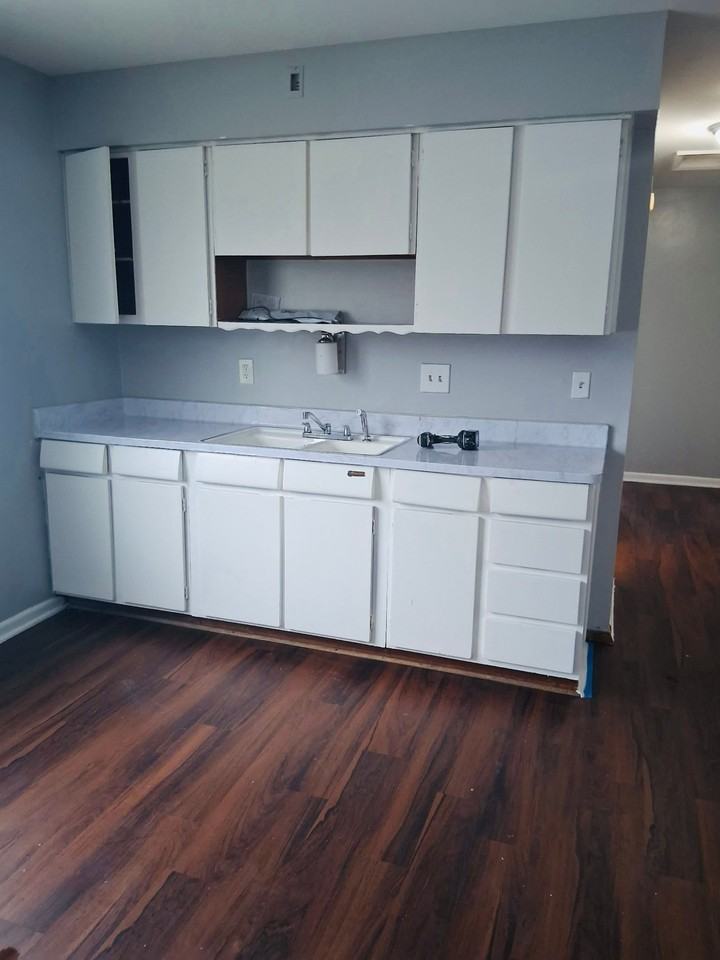 4127 W Kiley Ave #A - Photo 2 of 11