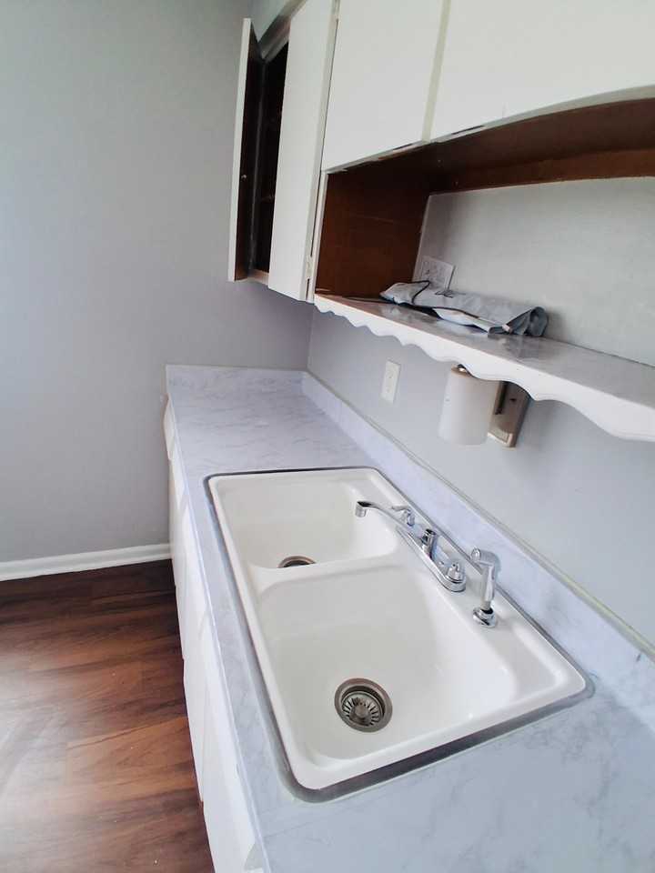 4127 W Kiley Ave #A - Photo 3 of 11
