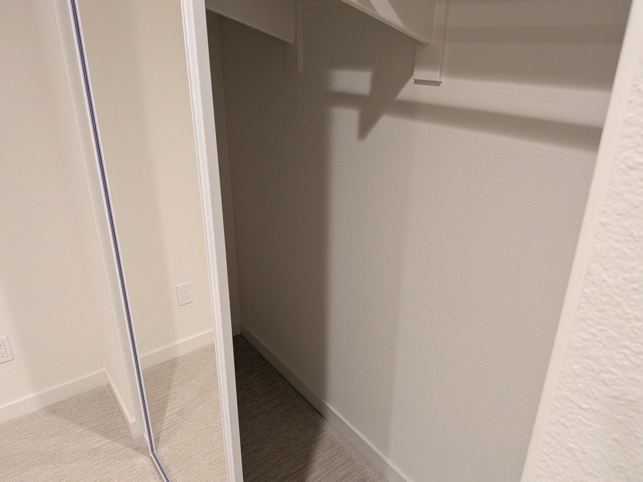 2524 Elderberry Ln - Photo 3 of 14