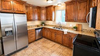 390 Ne - Photo 1 of 1