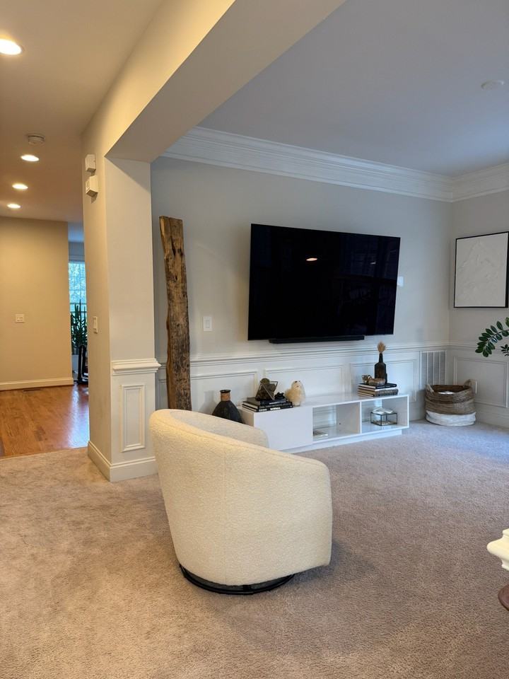 6933 Stanwick Sq - Photo 3 of 21