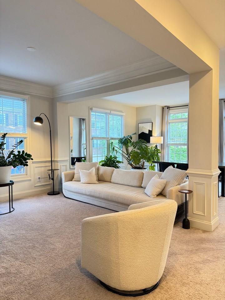 6933 Stanwick Sq - Photo 5 of 21