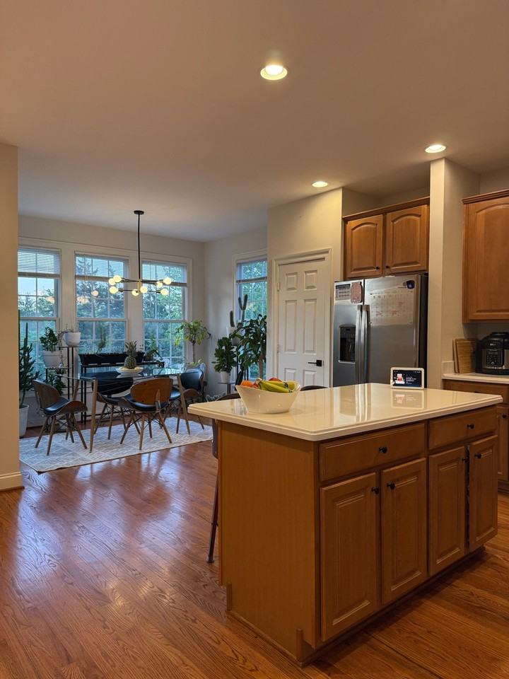 6933 Stanwick Sq - Photo 6 of 21