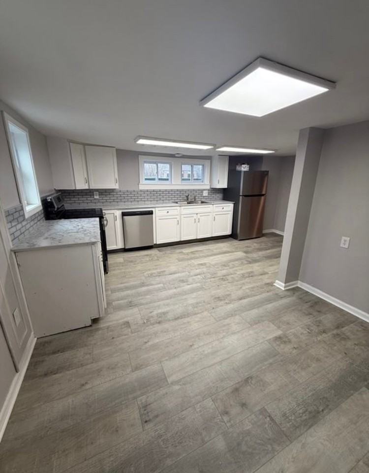 9142 Main St - Photo 3 of 12