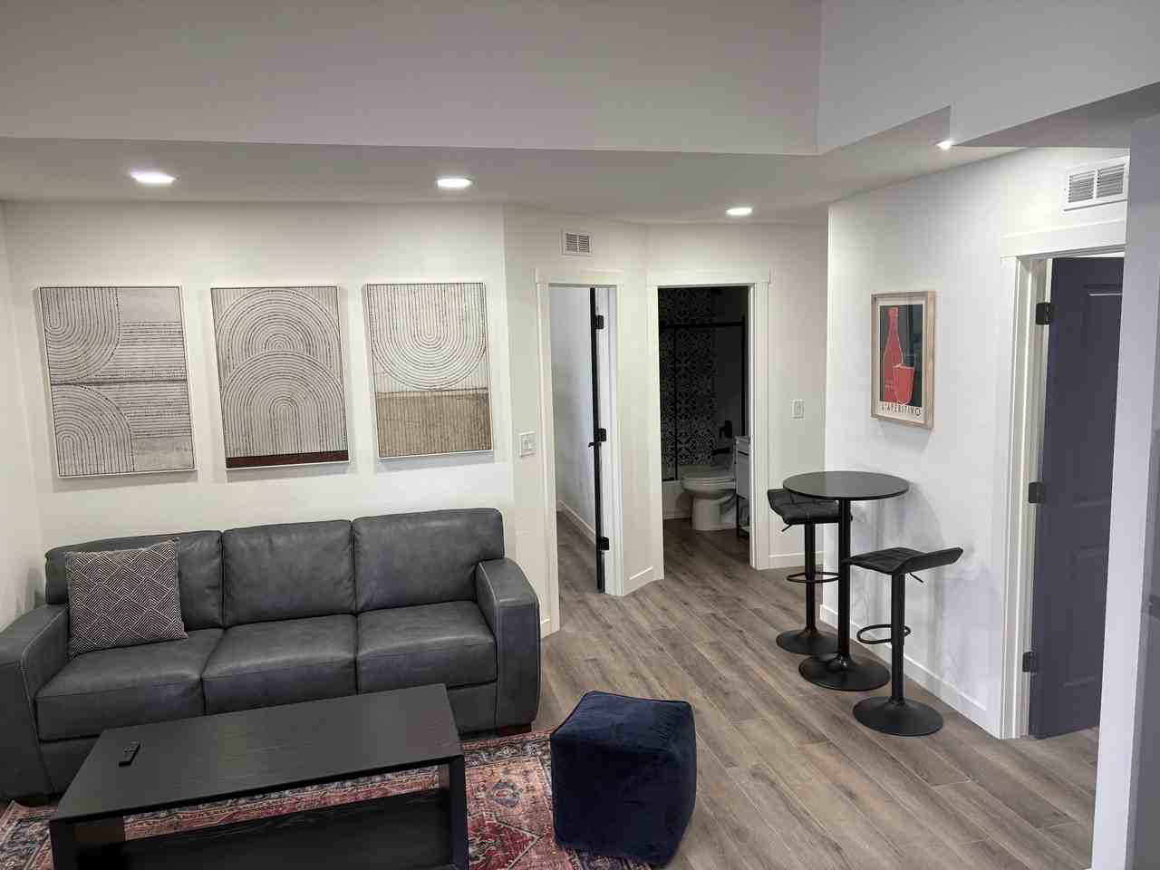 18 Pine Dr #BS - Photo 2 of 8