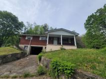 1018 Willow Dr - Photo 1 of 1