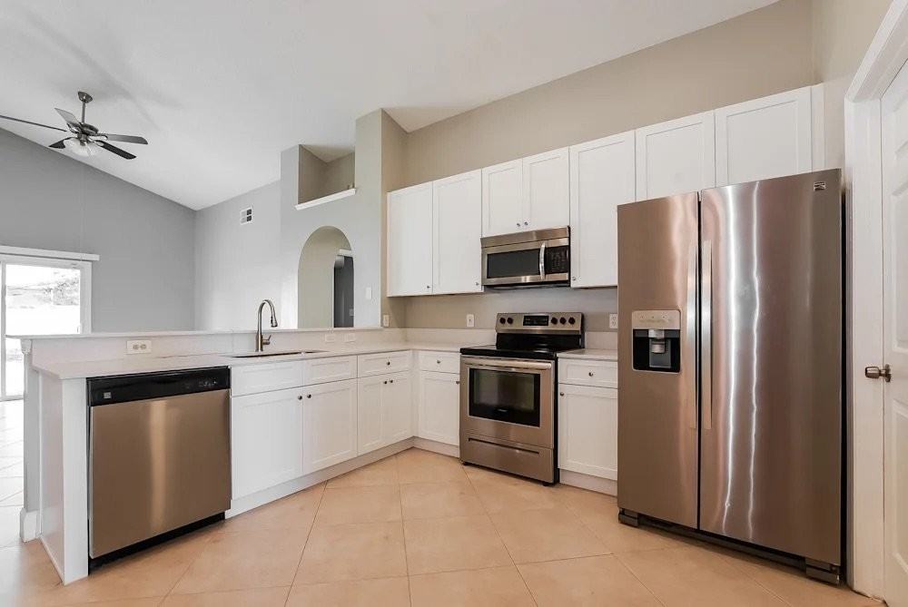 11877 Hatcher Cir - Photo 5 of 10