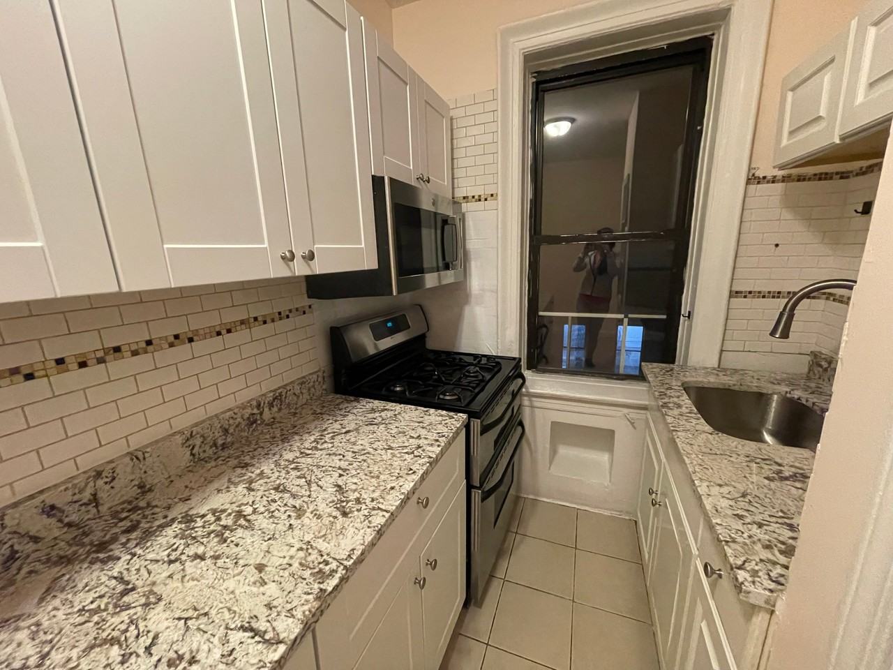 275 Harrison Ave #B6 - Photo 6 of 21