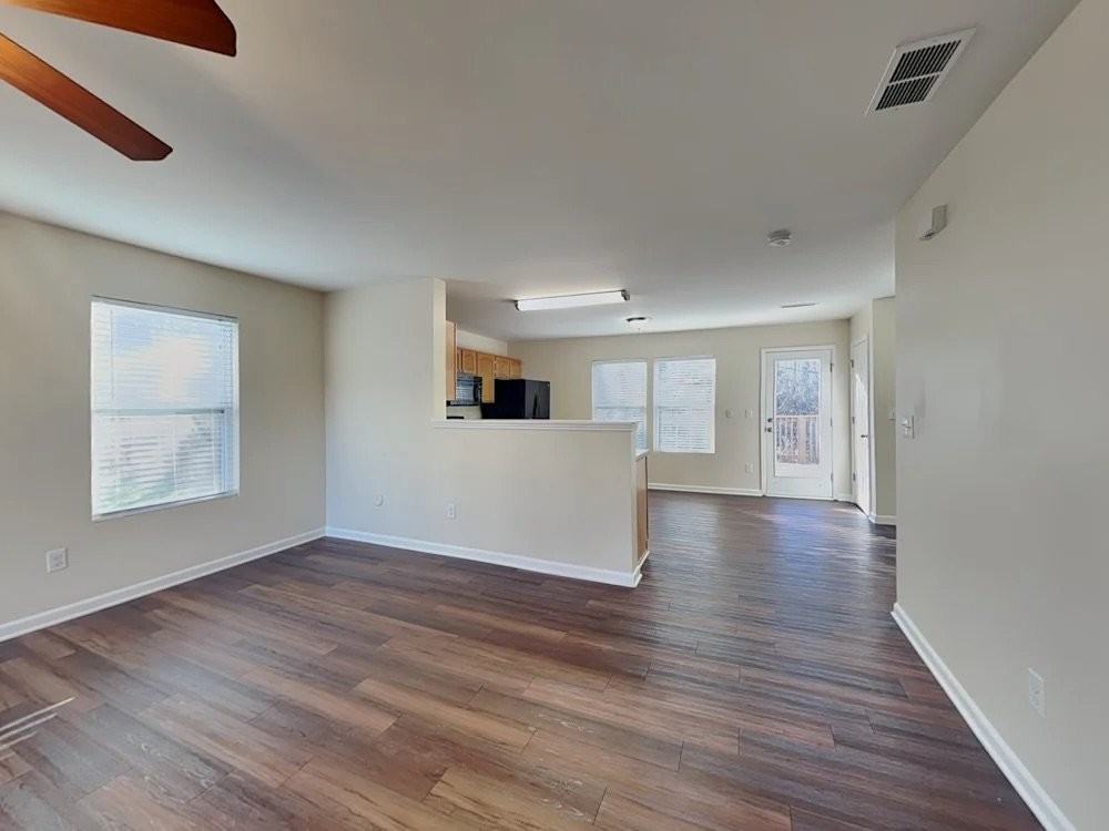 235 Aershire Ct - Photo 3 of 12