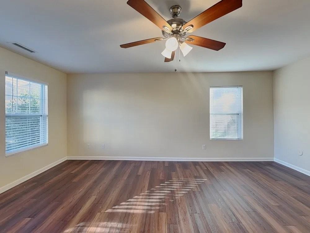 235 Aershire Ct - Photo 4 of 12