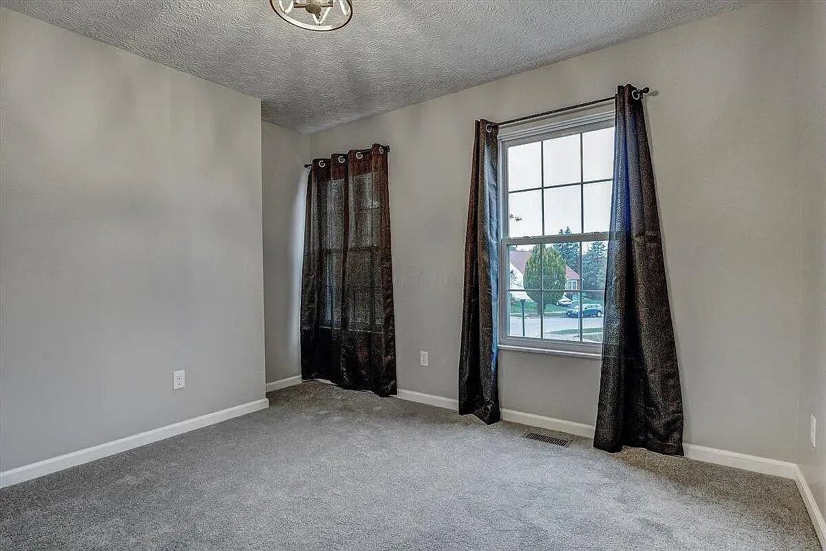 1962 Manley Way - Photo 6 of 20