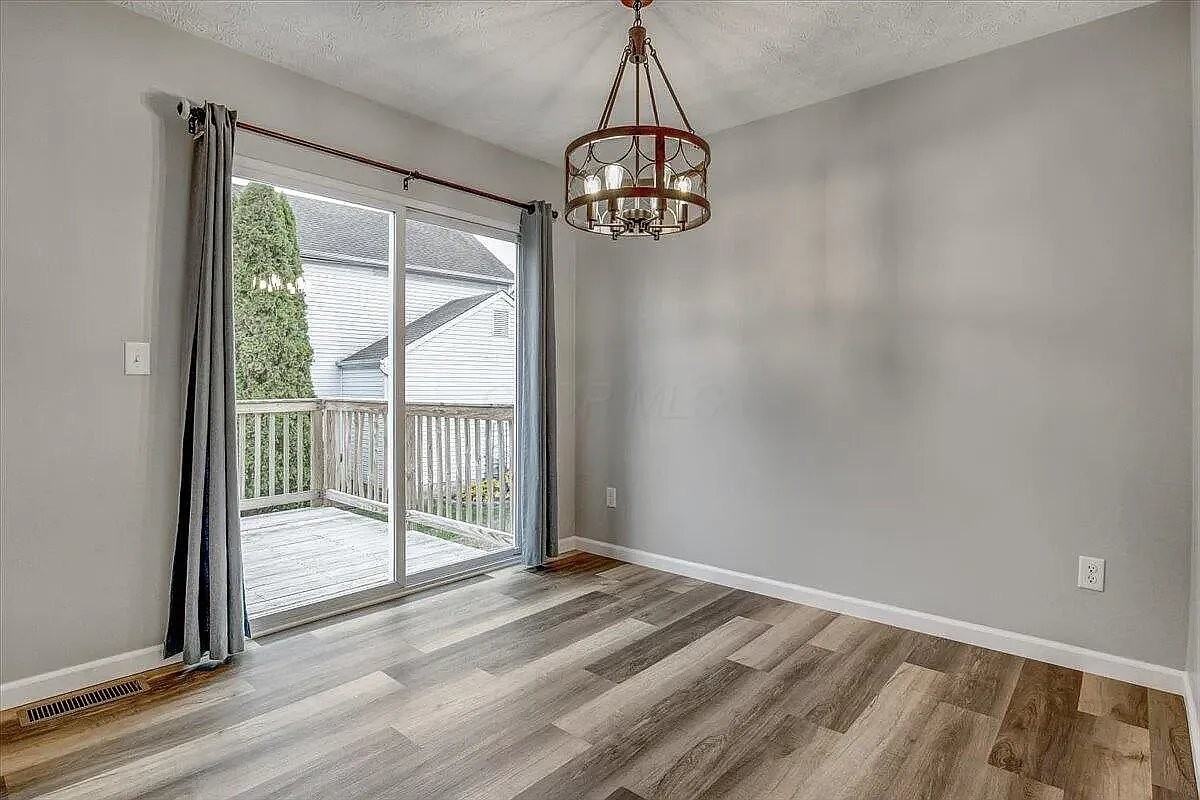 1962 Manley Way - Photo 7 of 20