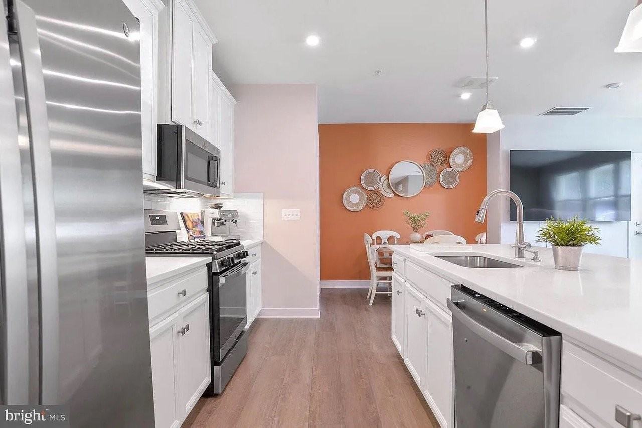 104011 Resort Rd - Photo 5 of 11