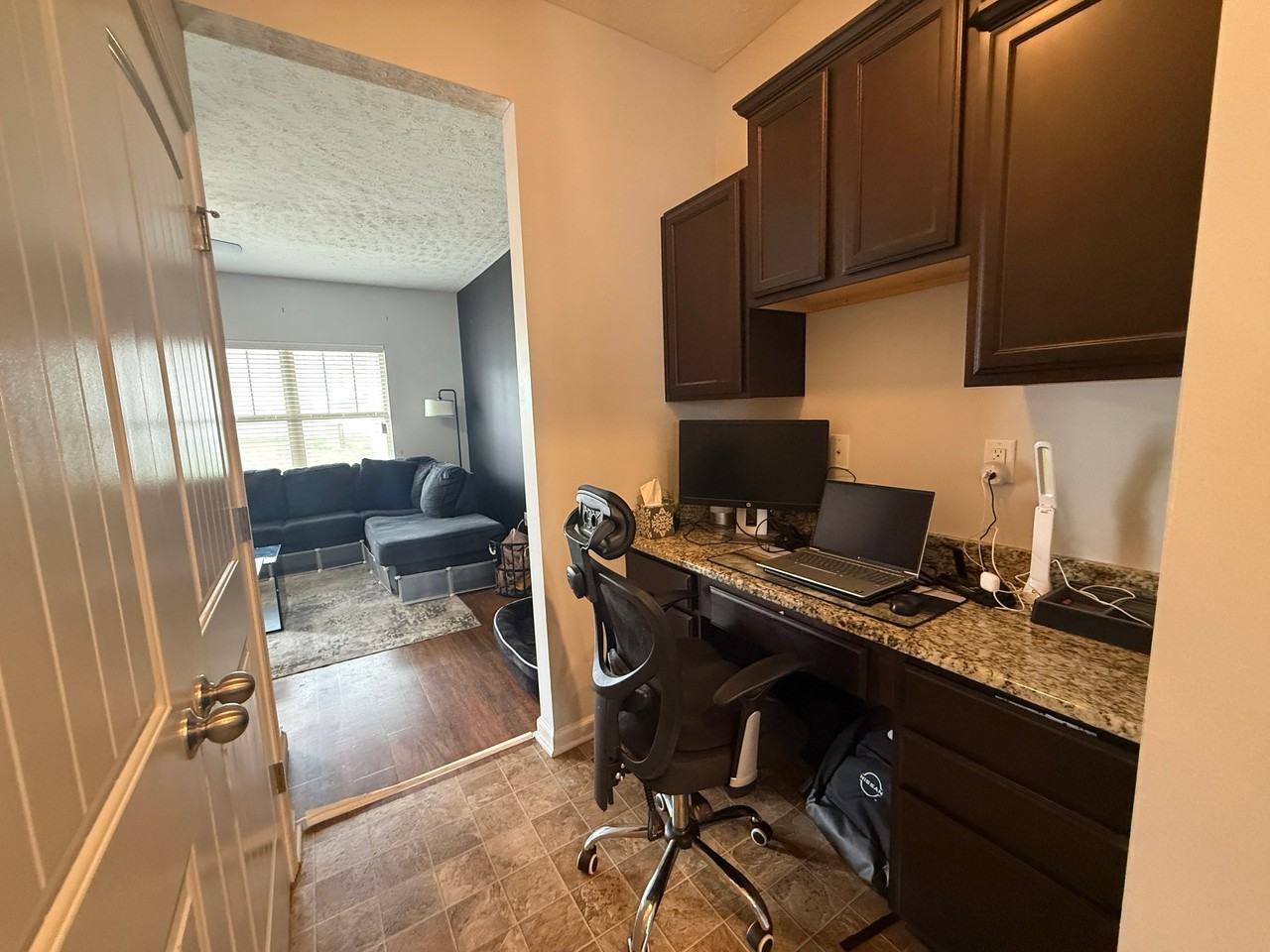 1567 Sprucedale Dr - Photo 6 of 20